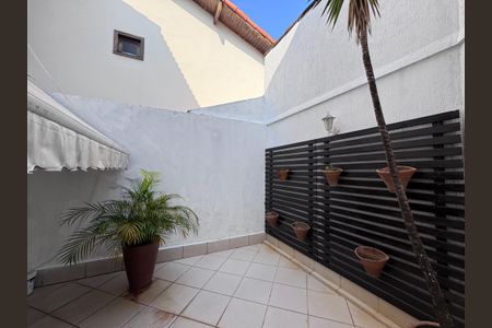 Casa à venda com 400m², 1 quarto e sem vaga Casa à venda com 400m², 1 quarto e sem vagaÁrea comum