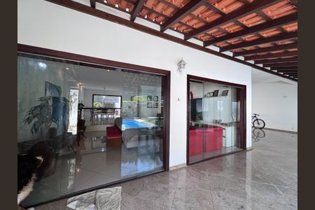 Casa à venda com 400m², 1 quarto e sem vaga Casa à venda com 400m², 1 quarto e sem vagaÁrea comum