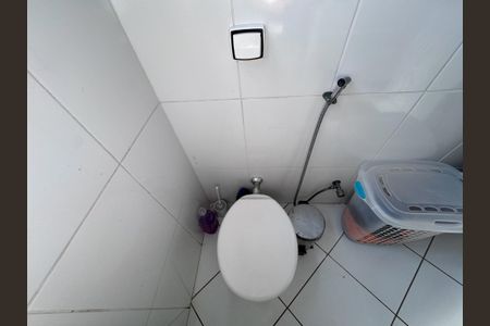 Casa à venda com 400m², 1 quarto e sem vaga Casa à venda com 400m², 1 quarto e sem vagaBanheiro Social