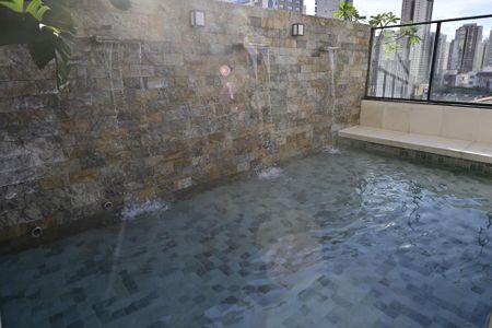 Apartamento para alugar com 146m², 2 quartos e 1 vaga