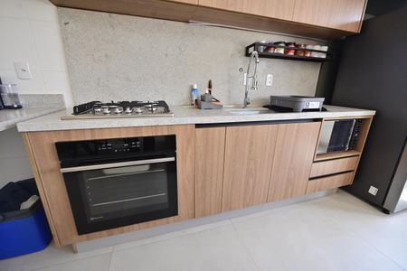 Apartamento para alugar com 146m², 2 quartos e 1 vaga