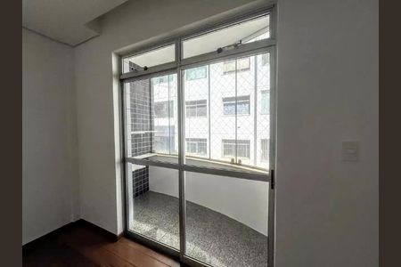 sala de apartamento à venda com 3 quartos, 130m² em Buritis, Belo Horizonte