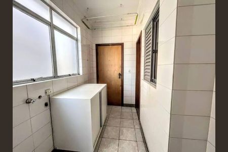 Apartamento à venda com 130m², 3 quartos e 4 vagasÁrea de Serviço