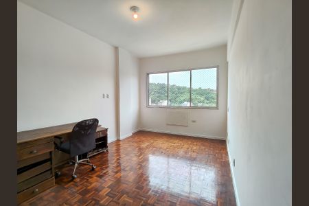 Apartamento para alugar com 130m², 3 quartos e 1 vaga Apartamento para alugar com 130m², 3 quartos e 1 vagaQuarto 1