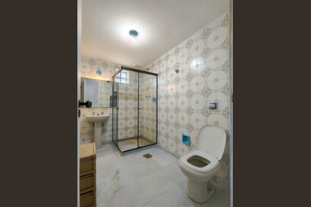 Apartamento para alugar com 130m², 3 quartos e 1 vaga Apartamento para alugar com 130m², 3 quartos e 1 vagaBanheiro Corredor