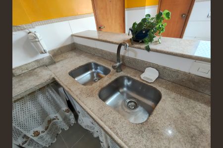 Apartamento para alugar com 130m², 3 quartos e 1 vaga Apartamento para alugar com 130m², 3 quartos e 1 vagaCozinha
