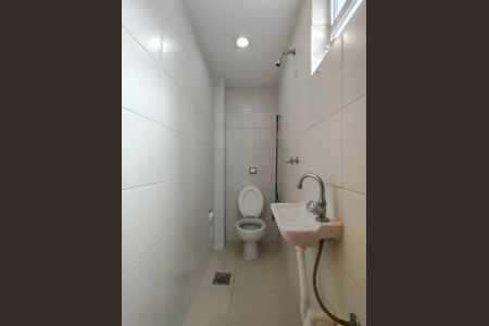 Apartamento para alugar com 130m², 3 quartos e 1 vaga Apartamento para alugar com 130m², 3 quartos e 1 vagaBanheiro de serviço