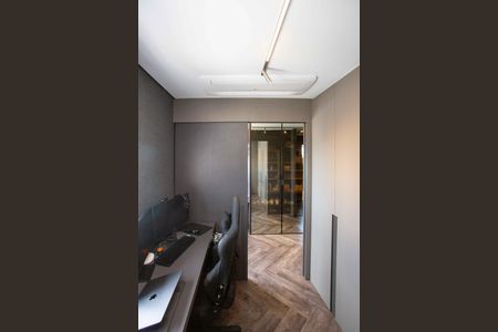 Apartamento à venda com 130m², 2 quartos e 3 vagasCloset da suíte 1