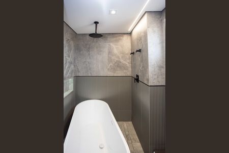 Apartamento à venda com 130m², 2 quartos e 3 vagasBanheiro 1 da Suite 1