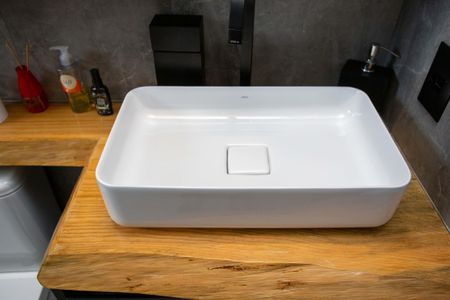 Apartamento à venda com 130m², 2 quartos e 3 vagasBanheiro 2 da Suite 1