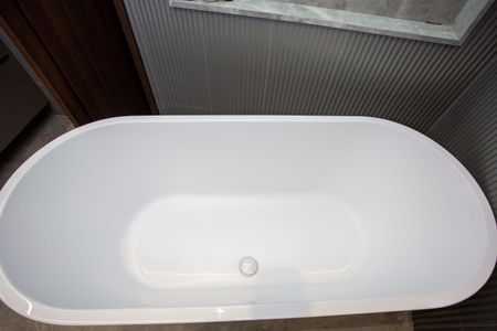 Apartamento à venda com 130m², 2 quartos e 3 vagasBanheira