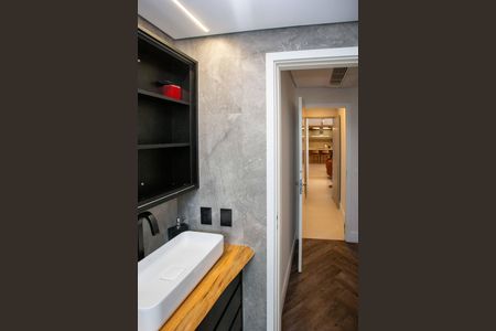 Apartamento à venda com 130m², 2 quartos e 3 vagasBanheiro 2 da Suite 1