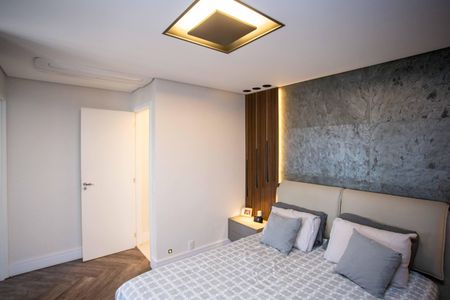 Apartamento à venda com 130m², 2 quartos e 3 vagasQuarto Suite 1