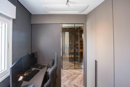 Apartamento à venda com 130m², 2 quartos e 3 vagasCloset da suíte 1