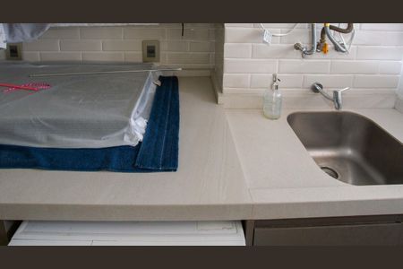 Apartamento à venda com 130m², 2 quartos e 3 vagasÁrea de Serviço