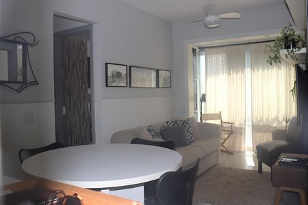 Apartamento à venda com 50m², 1 quarto e 1 vagaSala