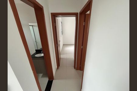 Apartamento para alugar com 2 quartos, 59m² em Segismundo Pereira, Uberlândia
