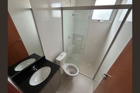 Apartamento para alugar com 2 quartos, 59m² em Segismundo Pereira, Uberlândia