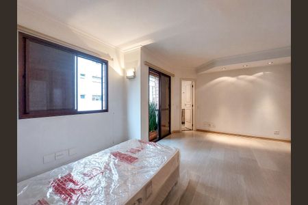 Apartamento à venda com 126m², 3 quartos e 3 vagas Apartamento à venda com 126m², 3 quartos e 3 vagasSuíte