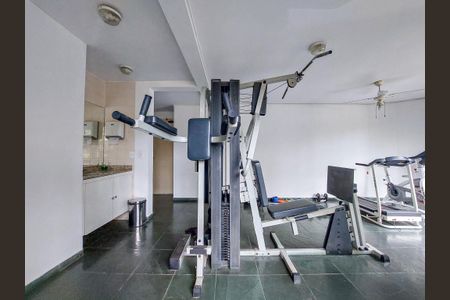 Apartamento à venda com 126m², 3 quartos e 3 vagas Apartamento à venda com 126m², 3 quartos e 3 vagasAcademia
