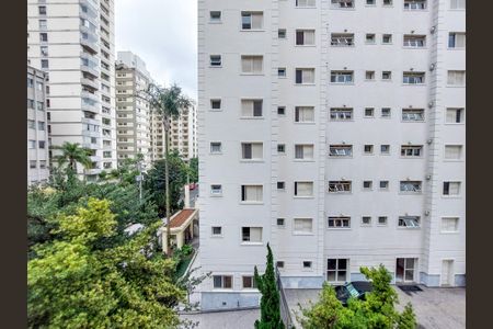 Apartamento à venda com 126m², 3 quartos e 3 vagas Apartamento à venda com 126m², 3 quartos e 3 vagasVista