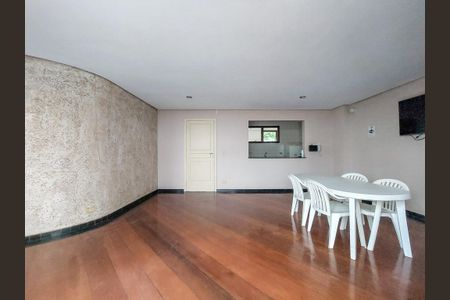 Apartamento à venda com 126m², 3 quartos e 3 vagas Apartamento à venda com 126m², 3 quartos e 3 vagasÁrea comum - Salão de festas