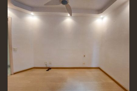 Apartamento à venda com 126m², 3 quartos e 3 vagas Apartamento à venda com 126m², 3 quartos e 3 vagasQuarto 2