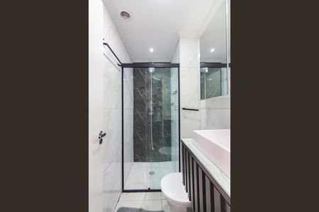 Banheiro  de apartamento para alugar com 1 quarto, 24m² em Bonfim, Osasco