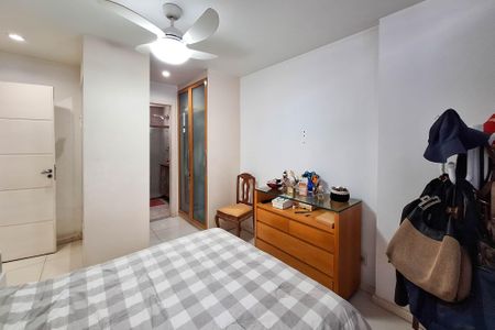 Apartamento à venda com 80m², 2 quartos e 2 vagasSuíte 1
