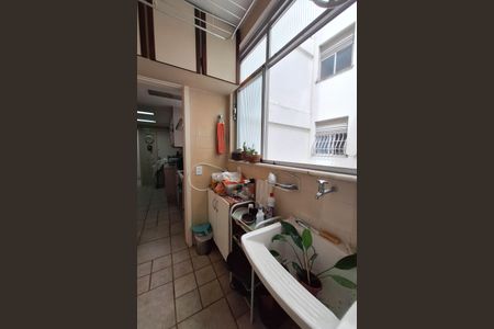 Apartamento à venda com 80m², 2 quartos e 2 vagasÁrea de Serviço