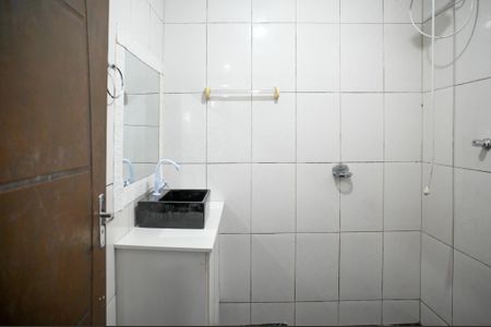 Casa para alugar com 80m², 1 quarto e sem vagaBanheiro
