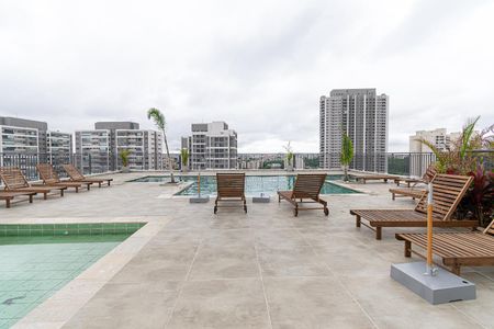 Apartamento à venda com 60m², 3 quartos e 1 vaga Apartamento à venda com 60m², 3 quartos e 1 vagaÁrea comum - Piscina