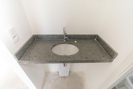 Apartamento à venda com 60m², 3 quartos e 1 vaga Apartamento à venda com 60m², 3 quartos e 1 vagaBanheiro