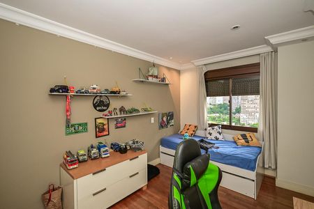 Apartamento para alugar com 185m², 3 quartos e 3 vagasSuíte 2