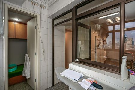 Apartamento para alugar com 185m², 3 quartos e 3 vagasÁrea de Serviço 