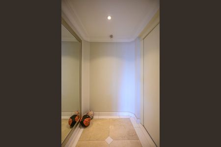 Apartamento para alugar com 185m², 3 quartos e 3 vagasHall Privativo