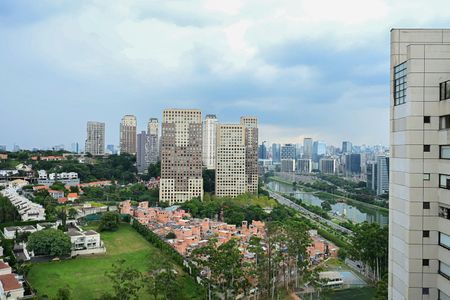 Apartamento para alugar com 185m², 3 quartos e 3 vagasVista da Suíte 3