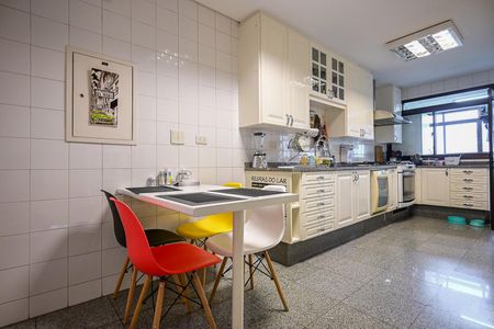 Apartamento para alugar com 185m², 3 quartos e 3 vagasCozinha