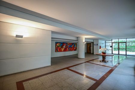 Apartamento para alugar com 185m², 3 quartos e 3 vagasHall Social