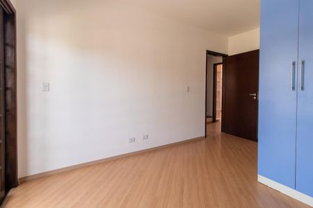 Casa de condomínio para alugar com 175m², 4 quartos e 2 vagasQuarto 2 - Suíte
