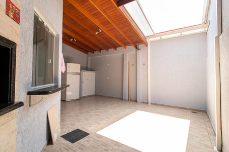 Casa de condomínio para alugar com 175m², 4 quartos e 2 vagasÁrea comum - Churrasqueira