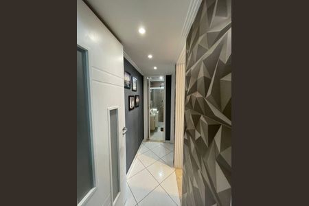 Corredor de apartamento para alugar com 1 quarto, 45m² em Boa Vista, São Vicente