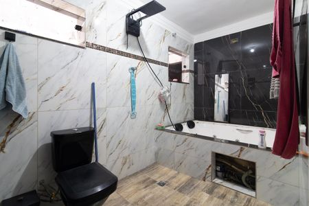 Casa à venda com 300m², 5 quartos e 3 vagas Casa à venda com 300m², 5 quartos e 3 vagasBanheiro da Suíte 3