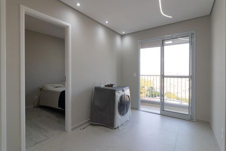 Sala de apartamento para alugar com 2 quartos, 76m² em Jardim Maringa, São Paulo