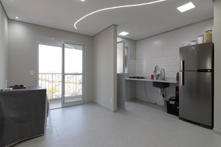 Sala de apartamento para alugar com 2 quartos, 76m² em Jardim Maringa, São Paulo