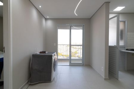 Sala de apartamento para alugar com 2 quartos, 76m² em Jardim Maringa, São Paulo