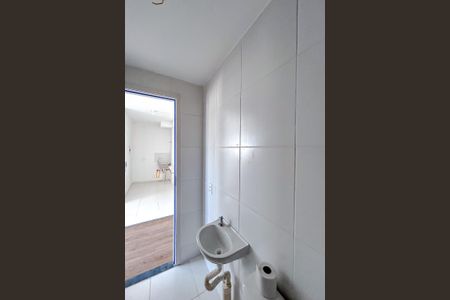 Apartamento para alugar com 33m², 2 quartos e sem vagaBanheiro