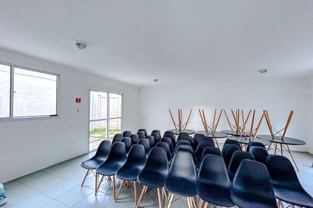 Apartamento para alugar com 33m², 2 quartos e sem vagaÁrea comum - Salão de festas