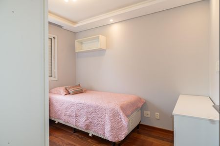 Apartamento à venda com 74m², 3 quartos e 1 vagaQuarto 2