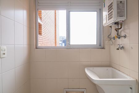 Apartamento à venda com 74m², 3 quartos e 1 vagaÁrea de Serviço